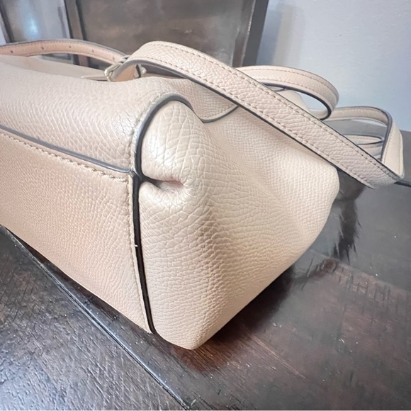 Authentic Coach F36637 Cream Leather Tote Bag AS IS - Picture 4 of 16